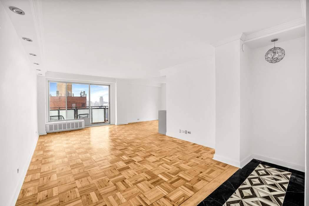 Manhattan, NY 10016,300 E 40th Street #32K