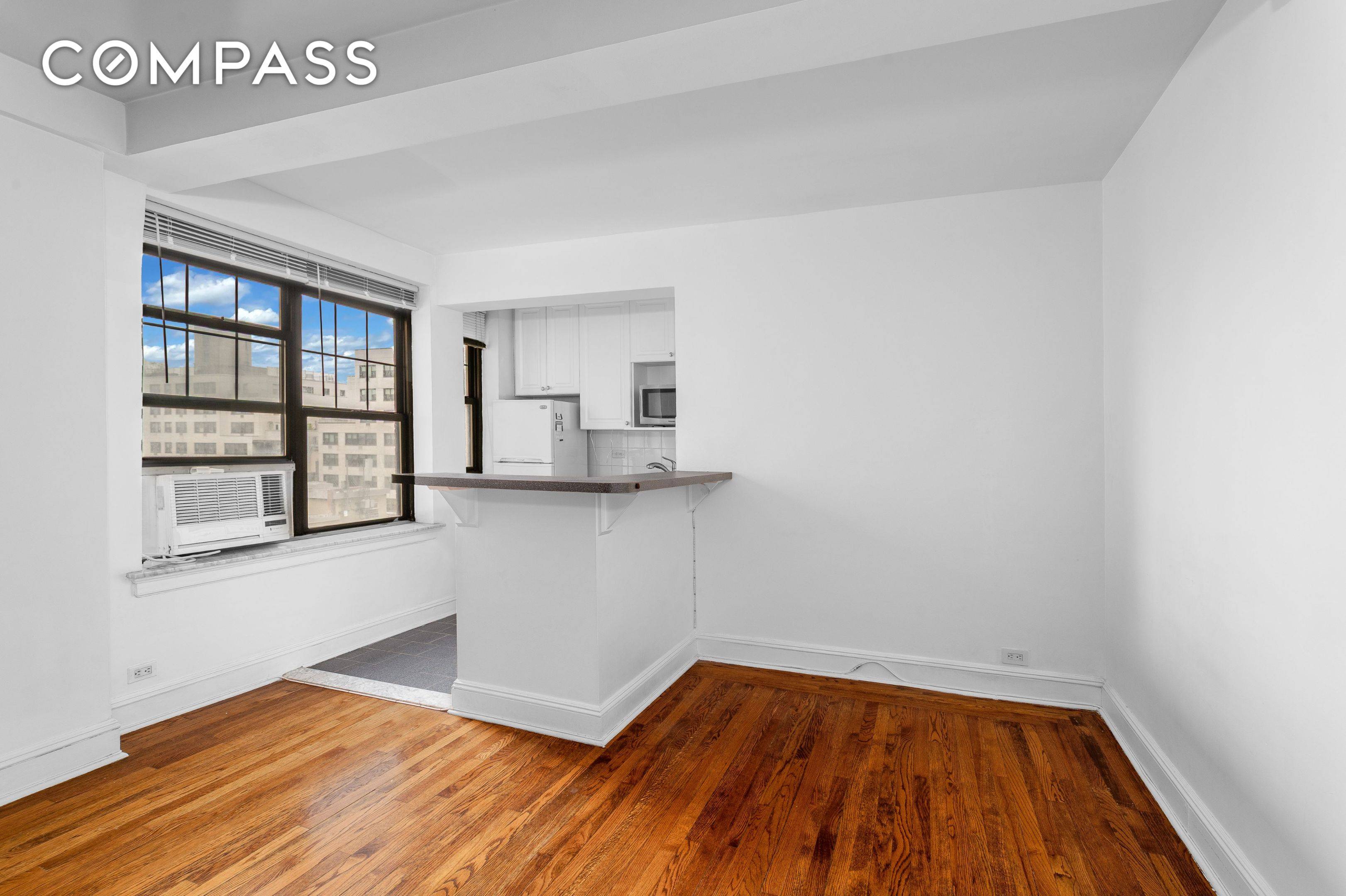 Manhattan, NY 10003,200 E 16th Street #10M