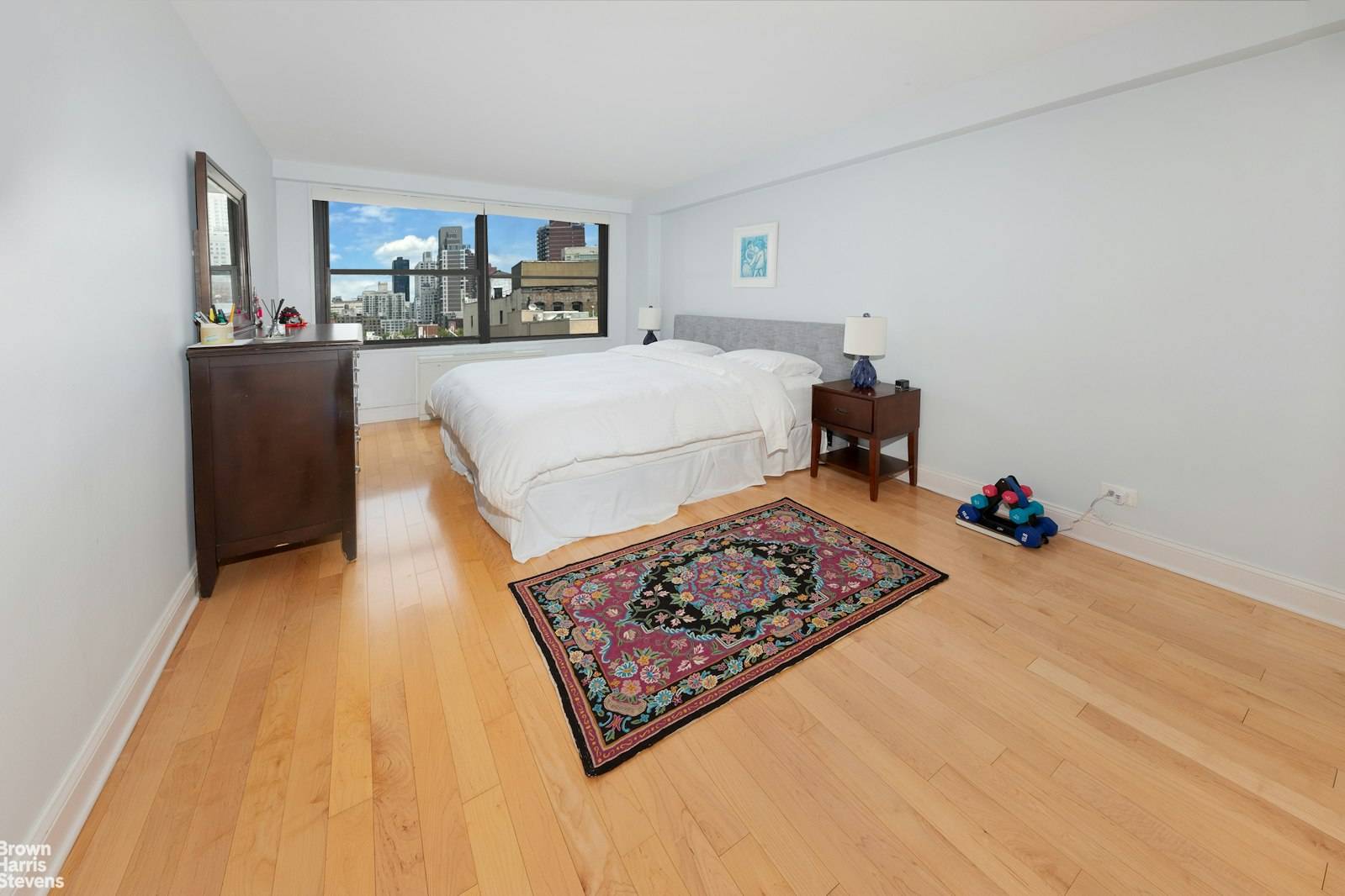 Manhattan, NY 10022,225 E 57TH Street #8M