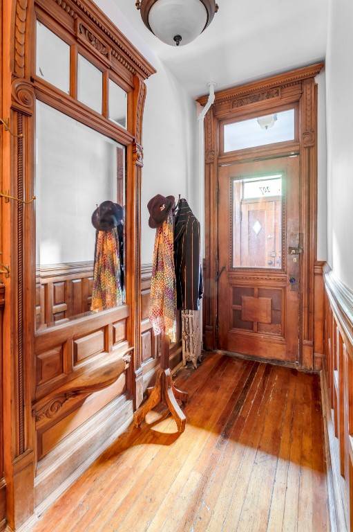 Manhattan, NY 10030,207 Edgecombe Avenue