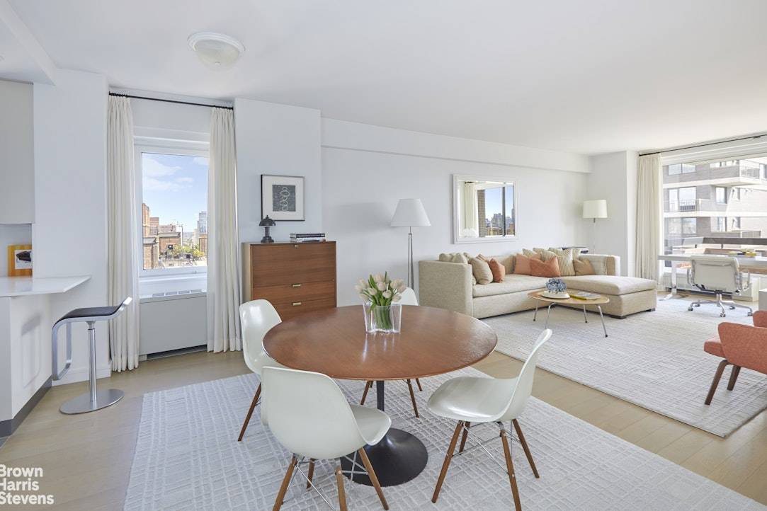 Manhattan, NY 10128,45 E 89TH Street #23A