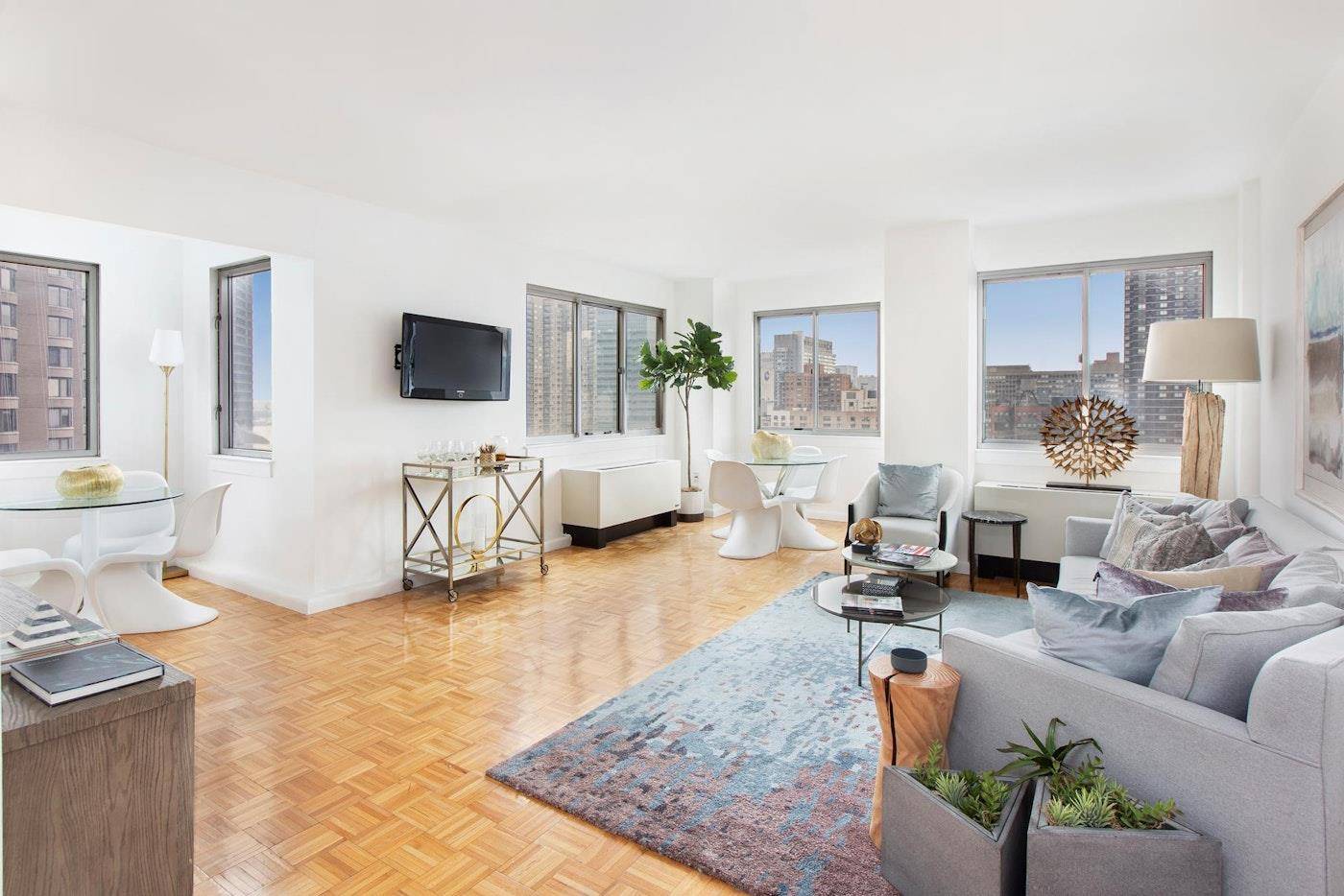 Manhattan, NY 10016,308 E 38TH Street #19A