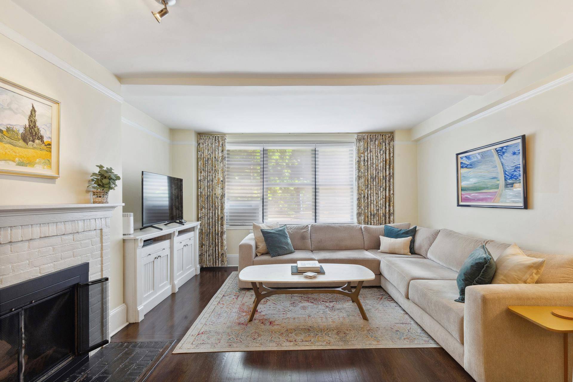 Manhattan, NY 10016,140 E 28TH Street #2EF