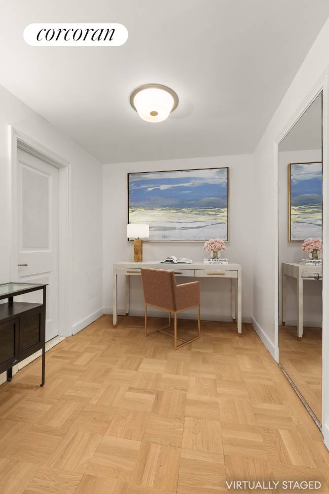 Manhattan, NY 10019,150 CENTRAL Park S #906