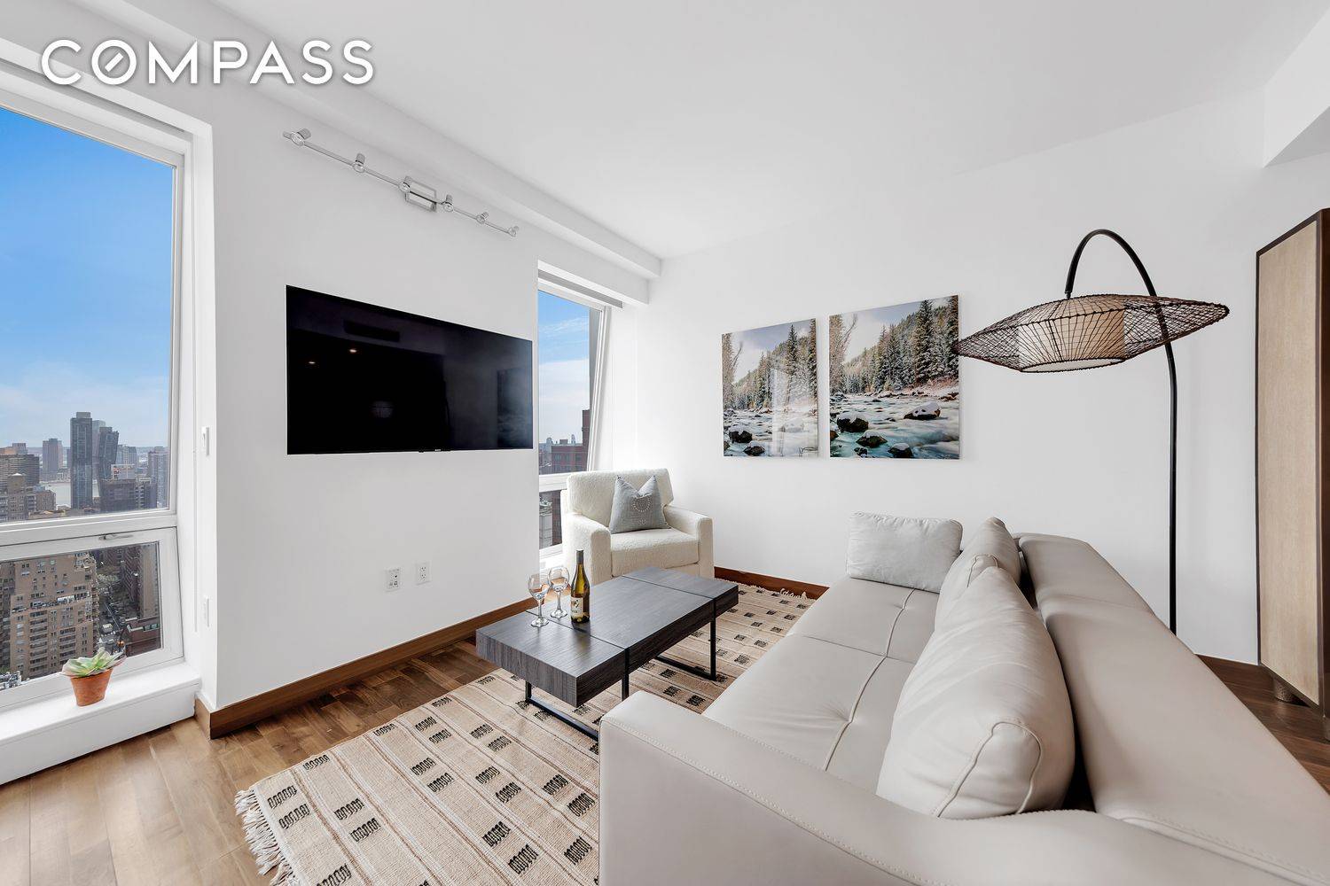 Manhattan, NY 10018,400 5th Avenue #33B