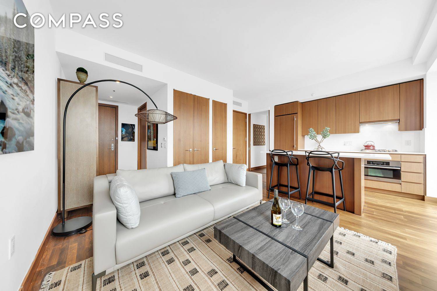 Manhattan, NY 10018,400 5th Avenue #33B