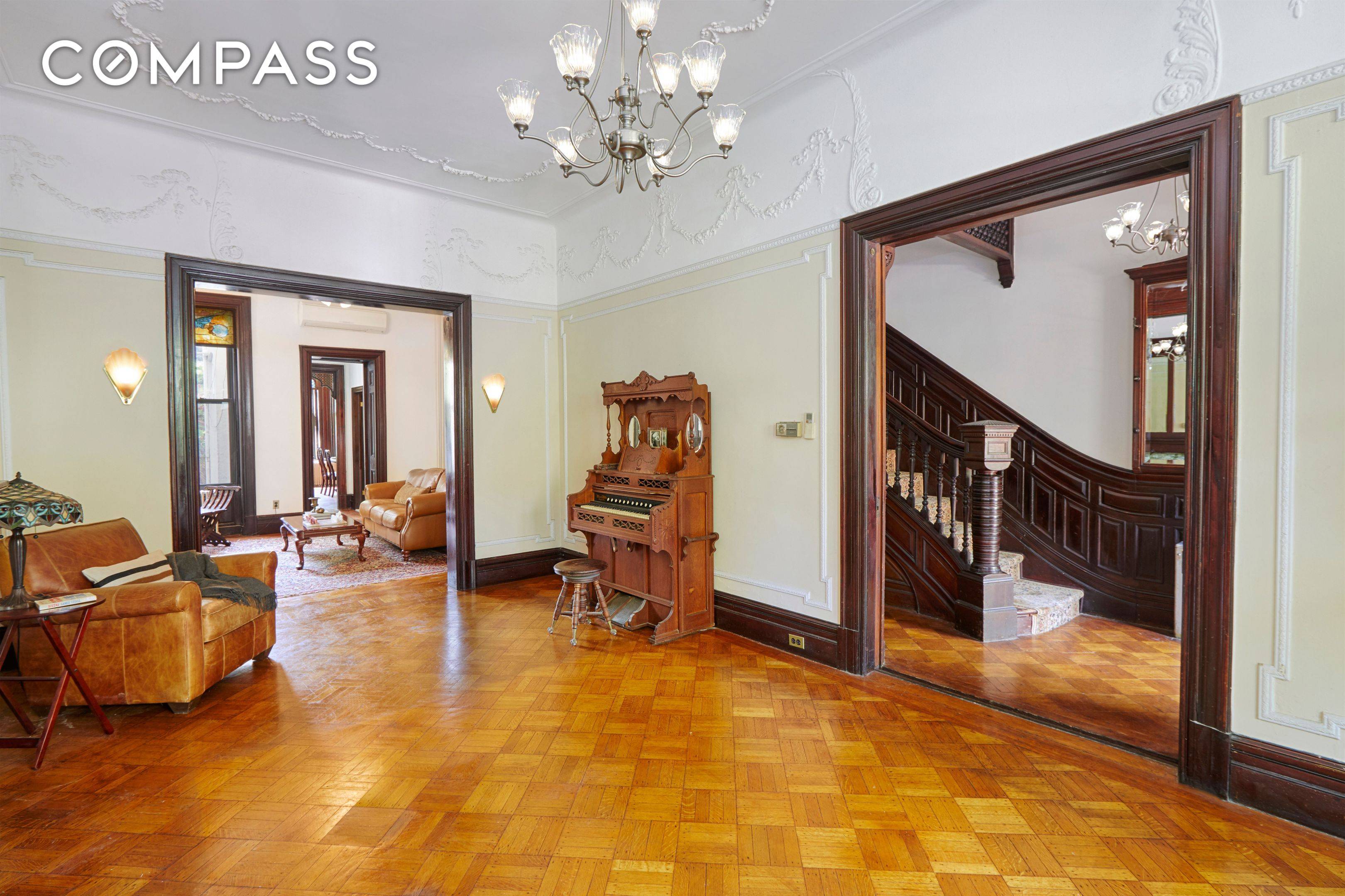 Brooklyn, NY 11238,246 Gates Avenue