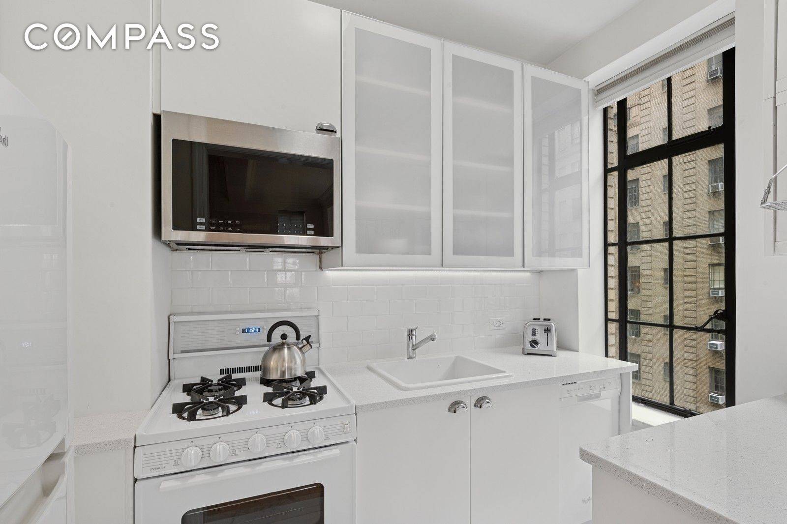 Manhattan, NY 10019,340 W 57th Street #5H