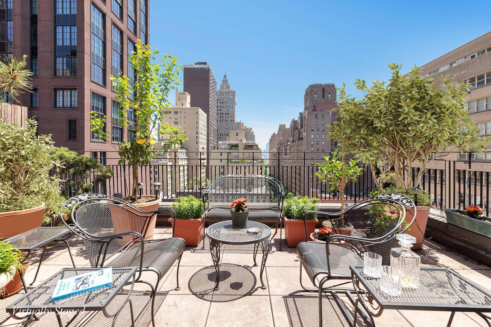 Manhattan, NY 10022,345 E 52ND Street #11D