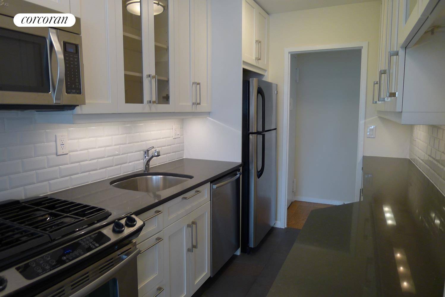 Manhattan, NY 10025,392 CENTRAL Park W #9R