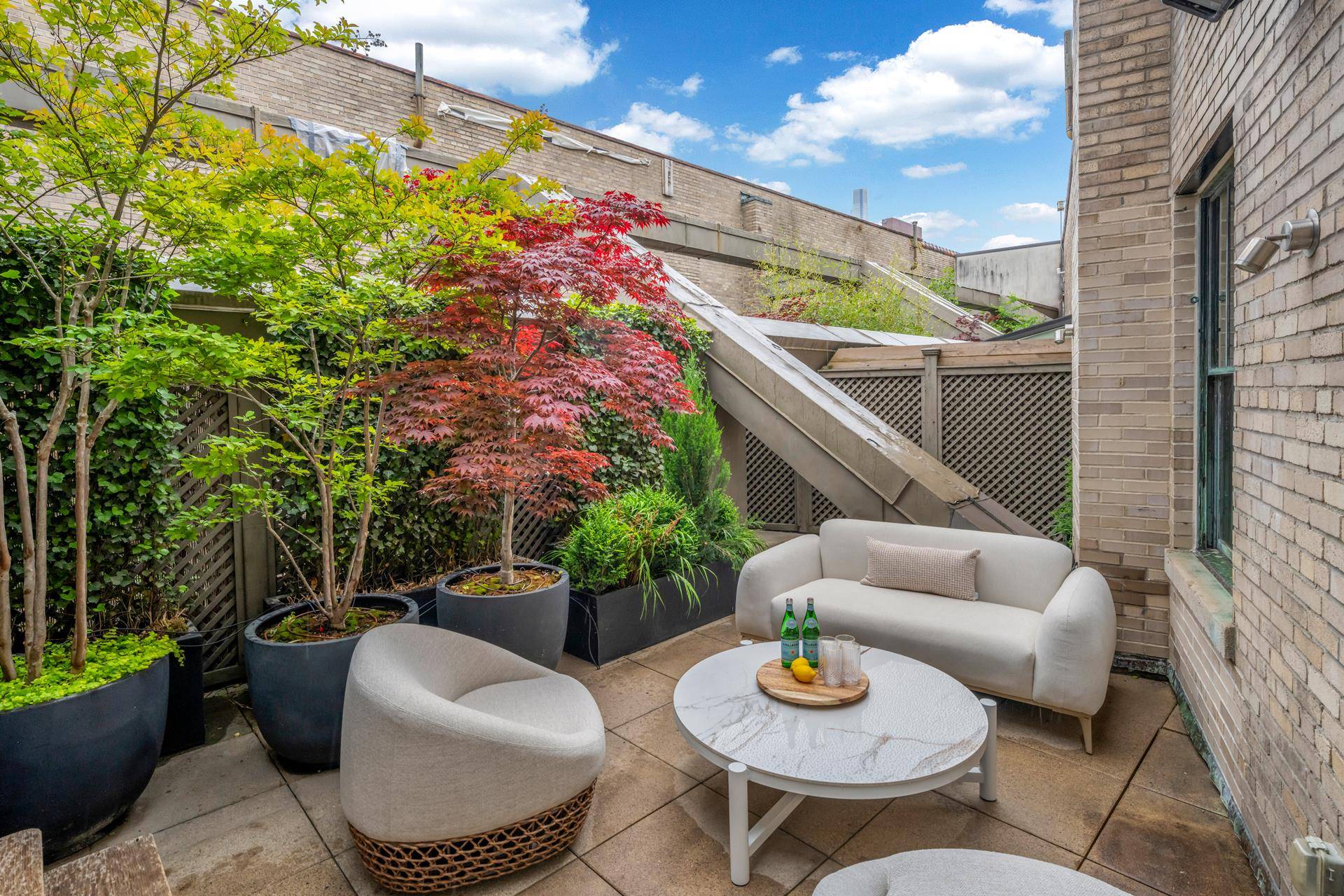Manhattan, NY 10023,2112 BROADWAY #7/8BT