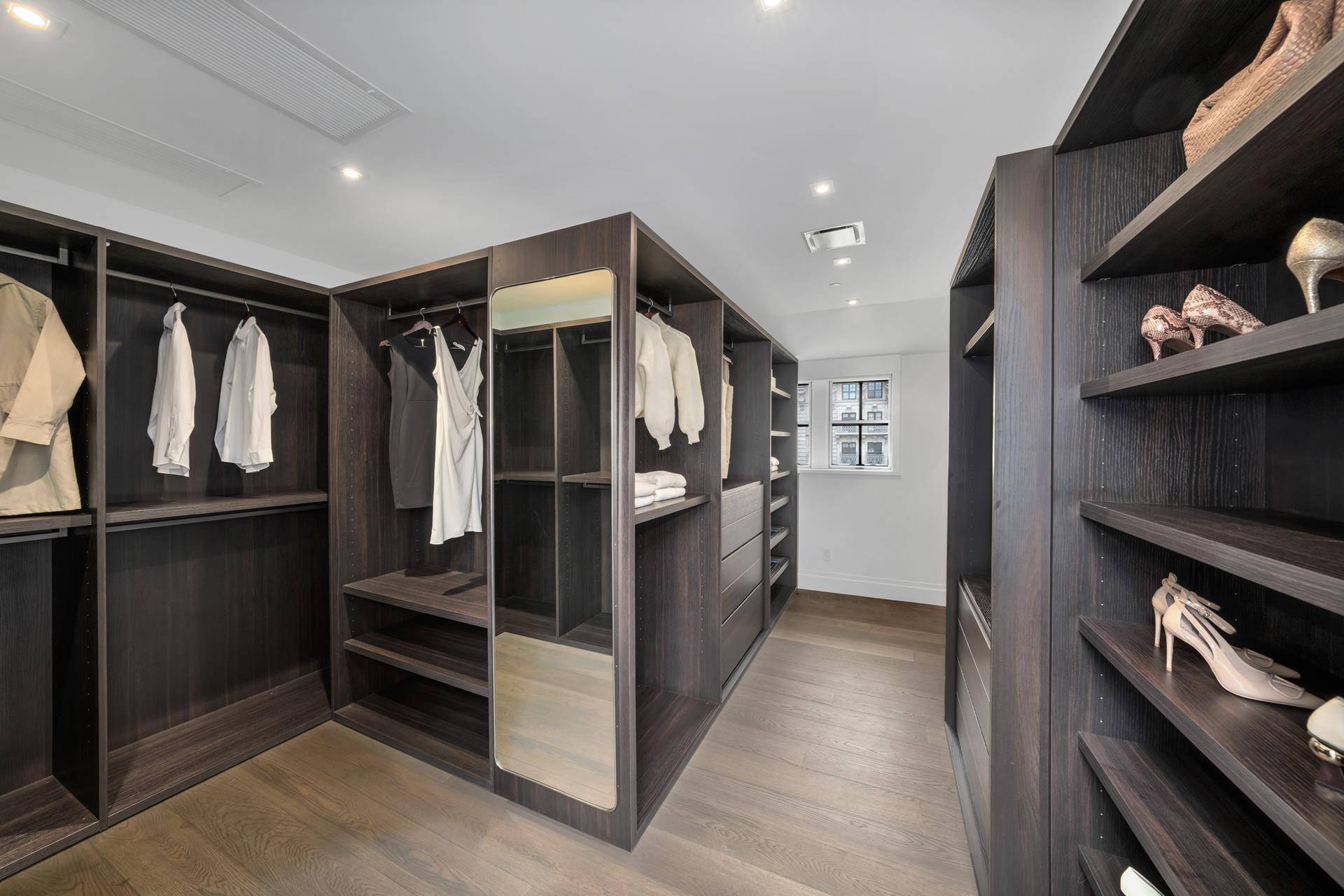 Manhattan, NY 10023,2112 BROADWAY #7/8BT