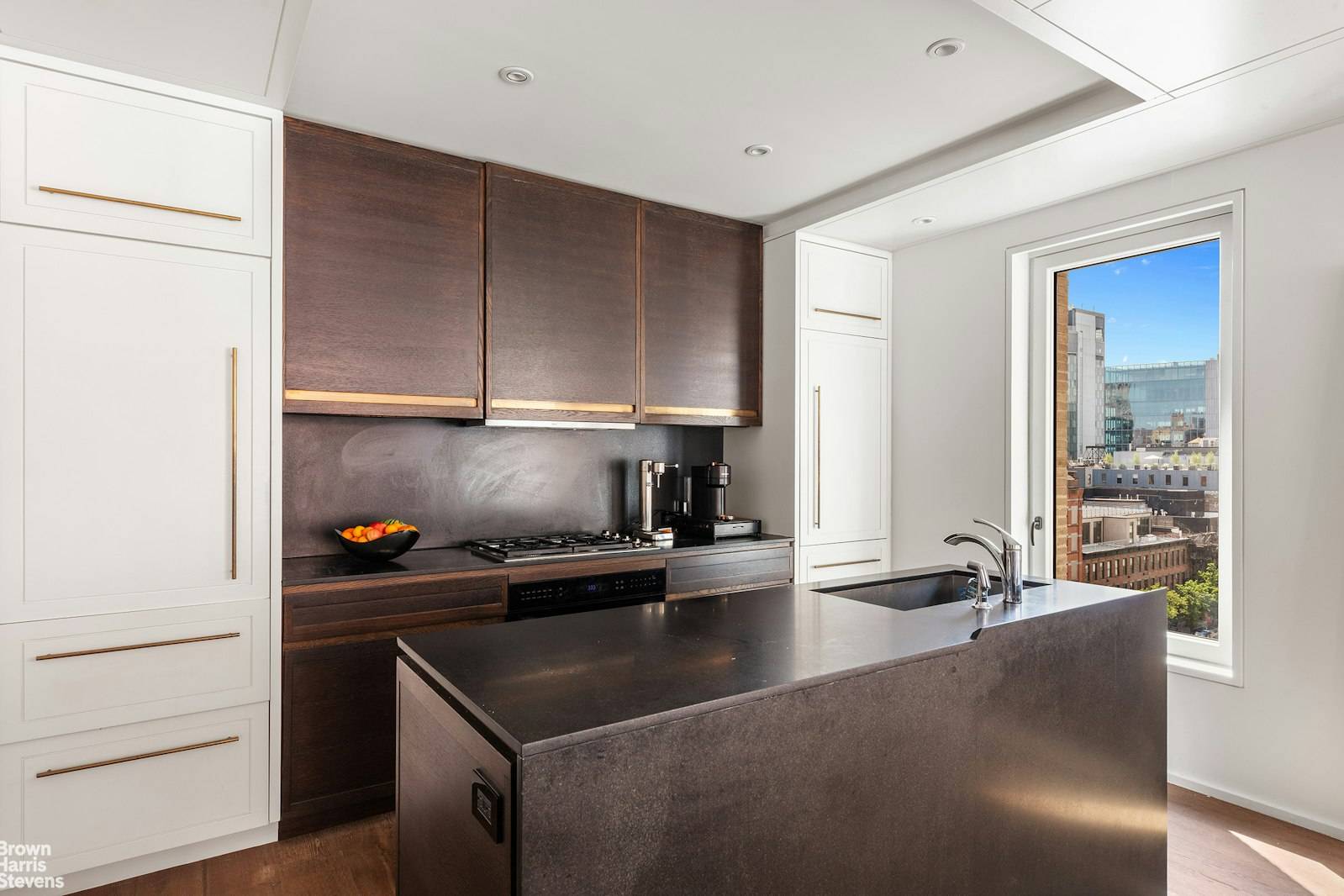 Manhattan, NY 10014,345 W 14TH Street #8D