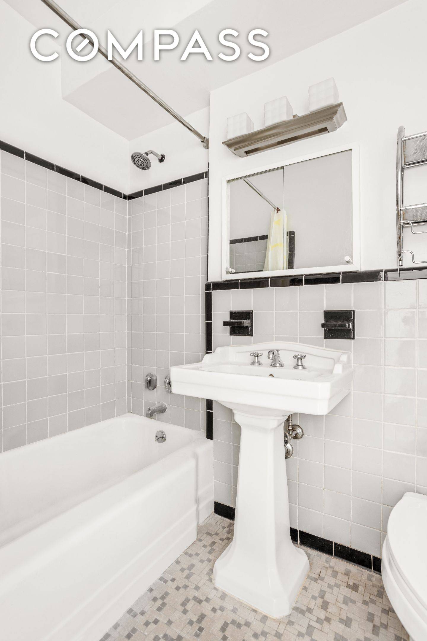 Manhattan, NY 10017,310 E 49th Street #7B
