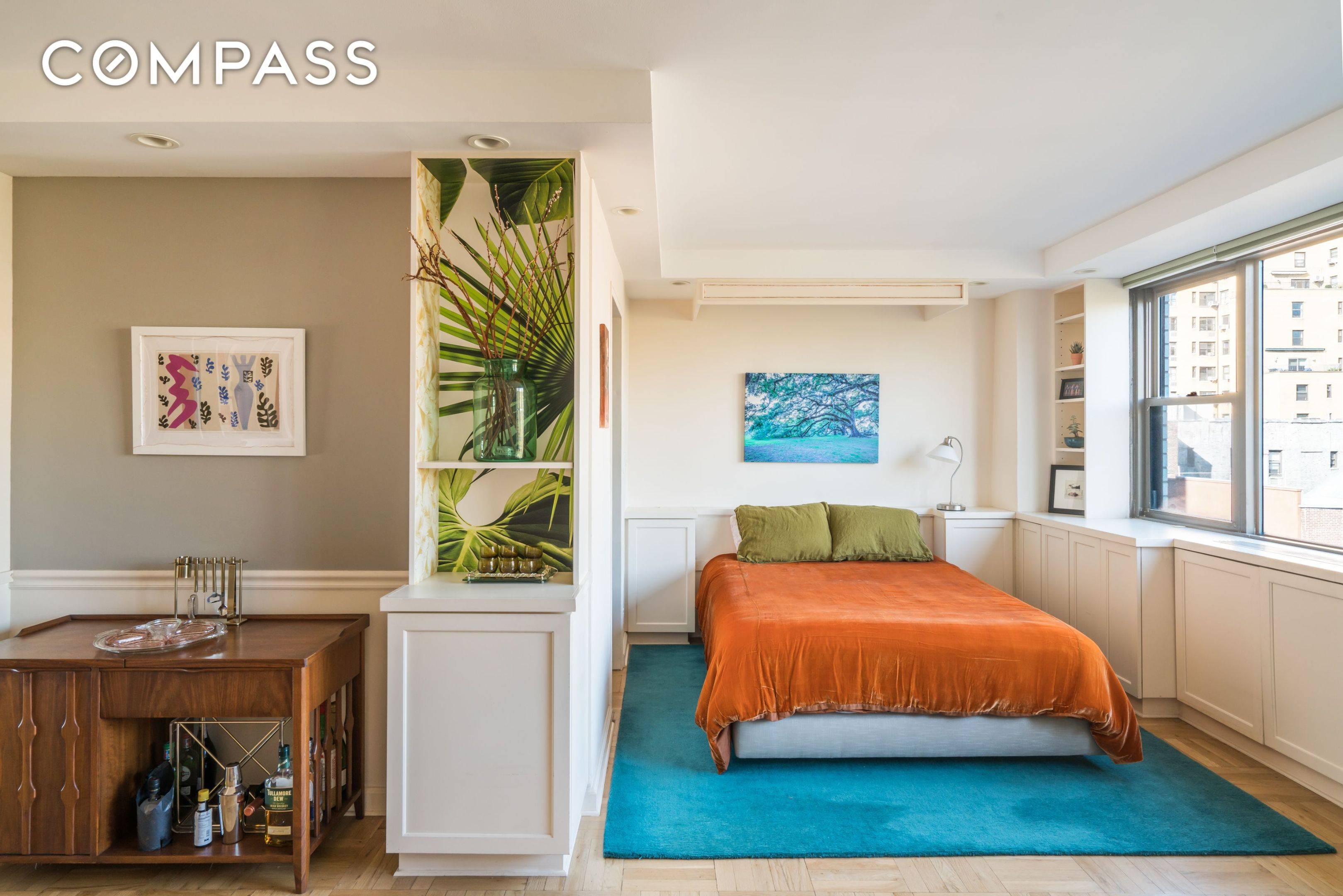 Manhattan, NY 10003,230 E 15th Street #8N