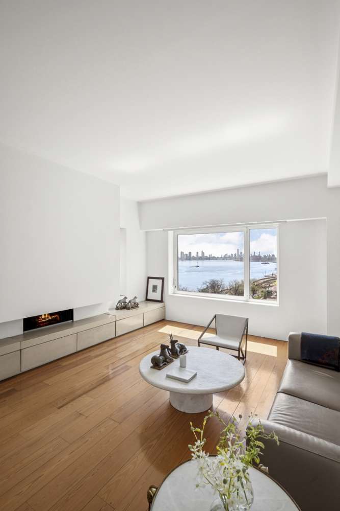 Manhattan, NY 10022,455 E 51ST Street #5F