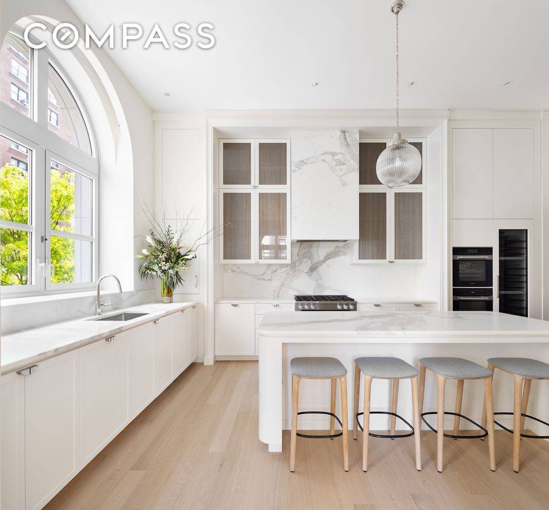 Manhattan, NY 10028,1165 Madison Avenue #3N
