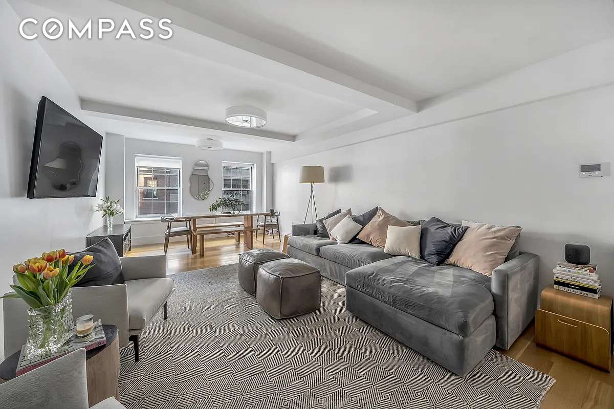 Manhattan, NY 10128,12 E 88th Street #6C