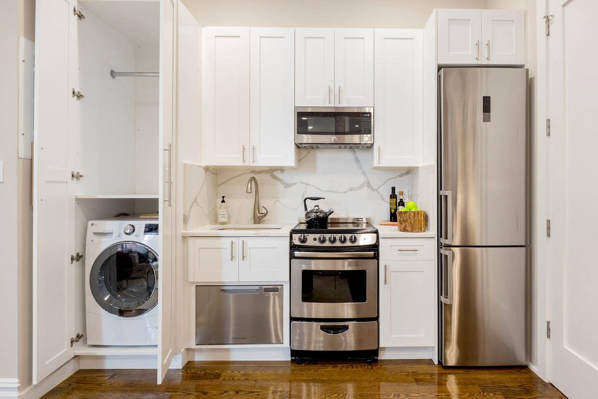 Manhattan, NY 10014,321 W 11TH Street #20