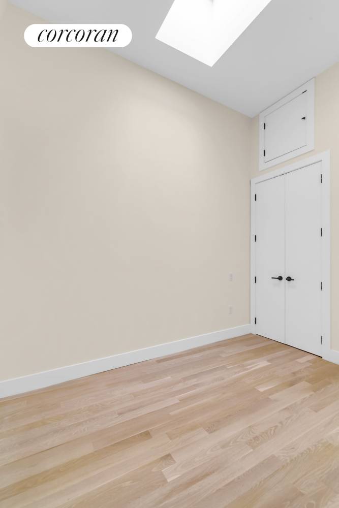 Brooklyn, NY 11222,110 CALYER Street #4R