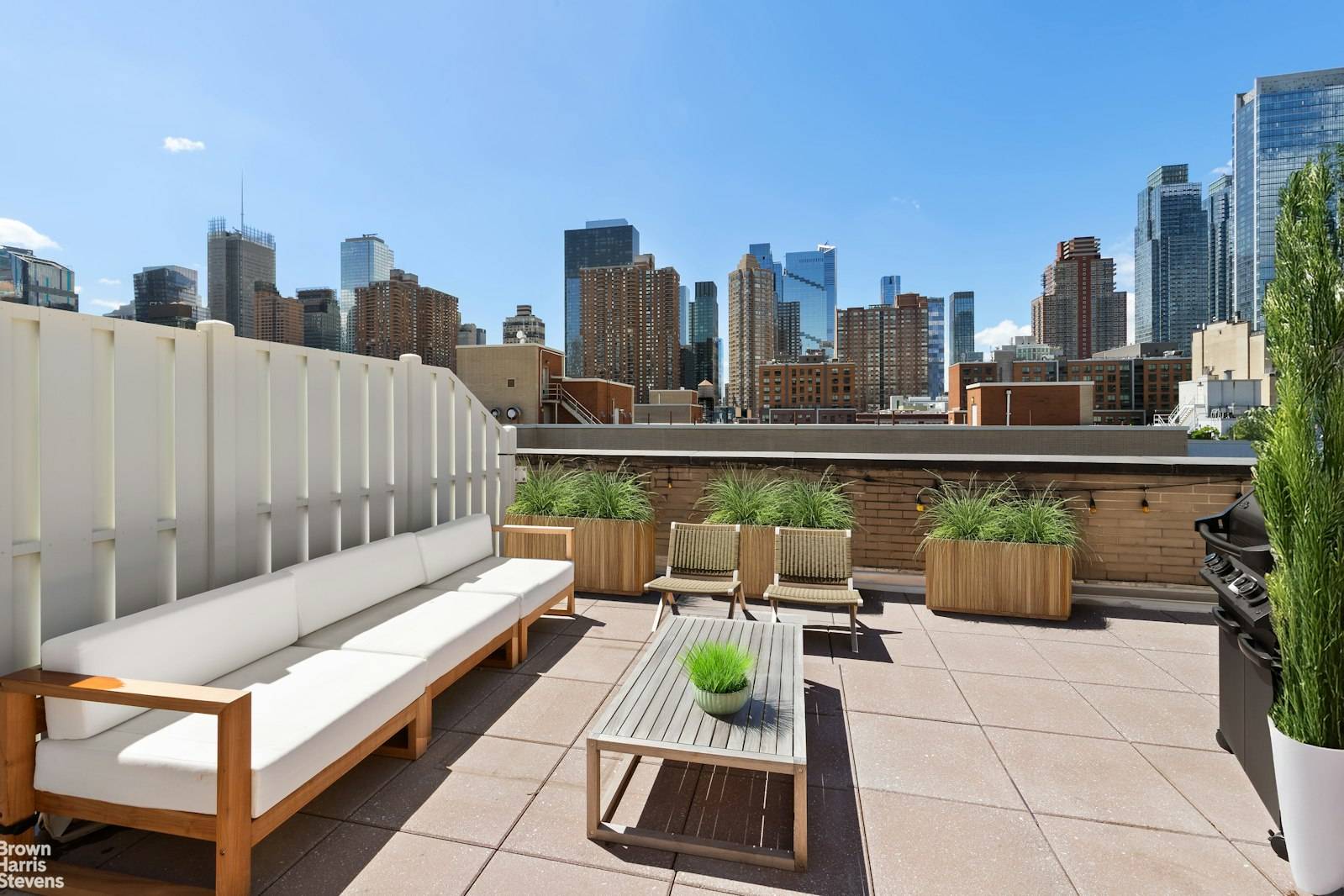 Manhattan, NY 10036,505 W 47TH Street #PH2S