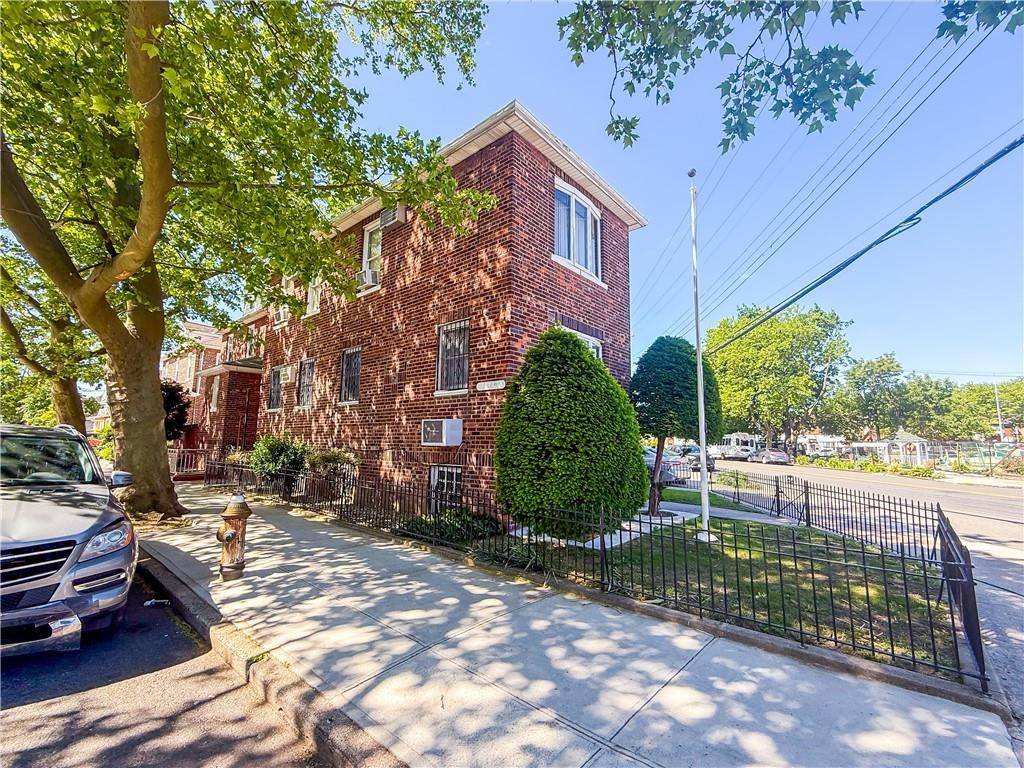 Brooklyn, NY 11234,1540 E 45th Street