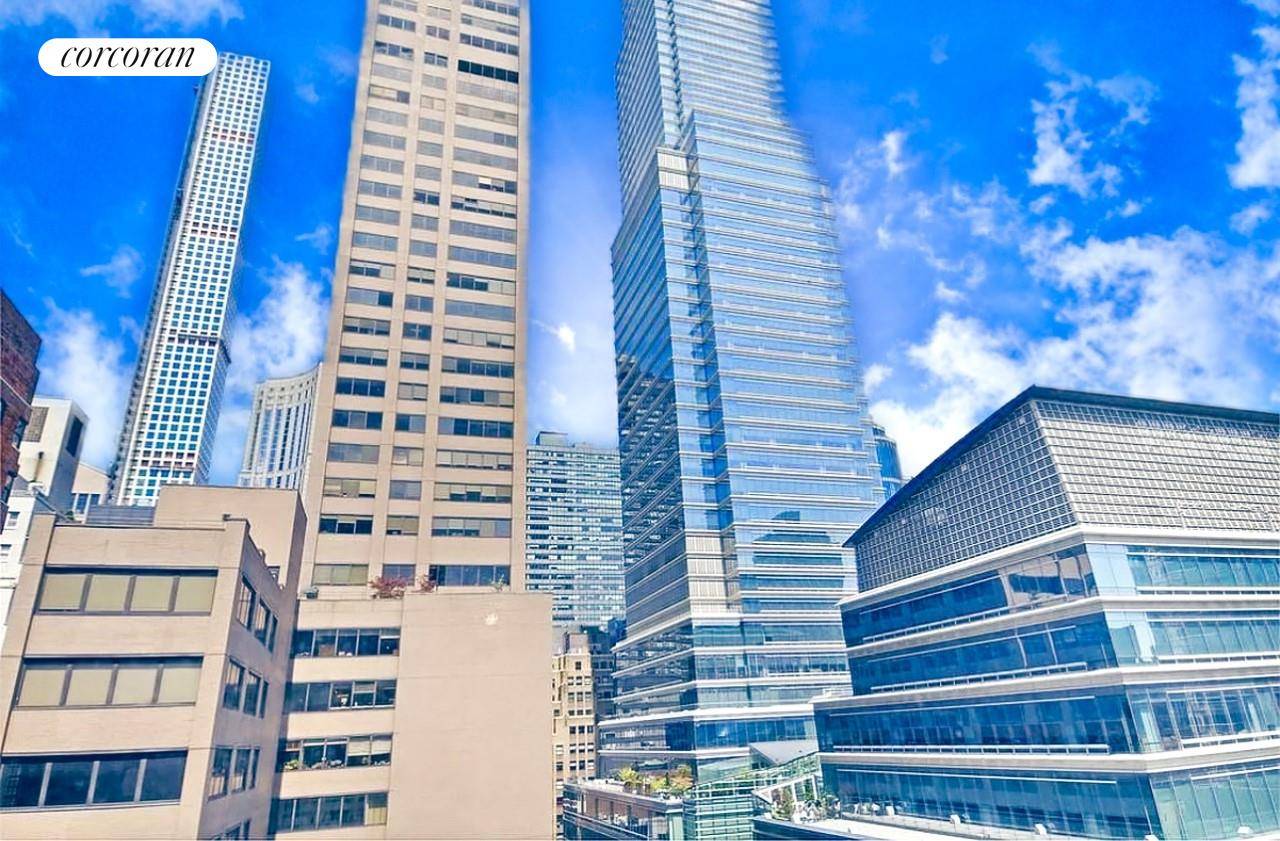 Manhattan, NY 10022,200 E 58TH Street #17H