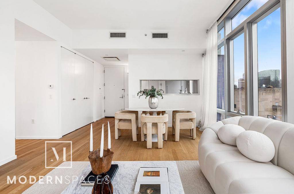 Manhattan, NY 10036,18 W 48th Street #34-C