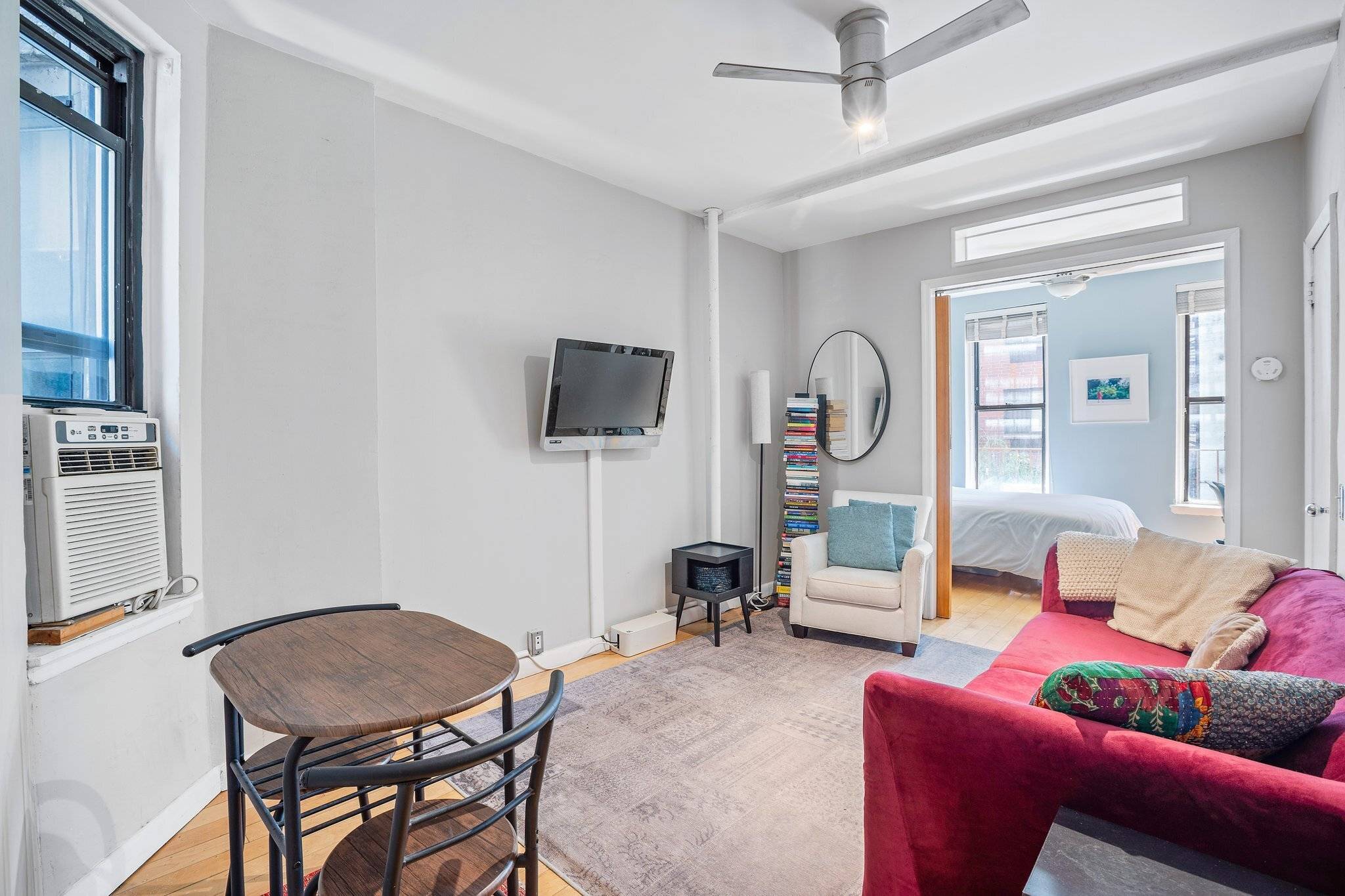 Manhattan, NY 10019,522 W 50th Street #B3