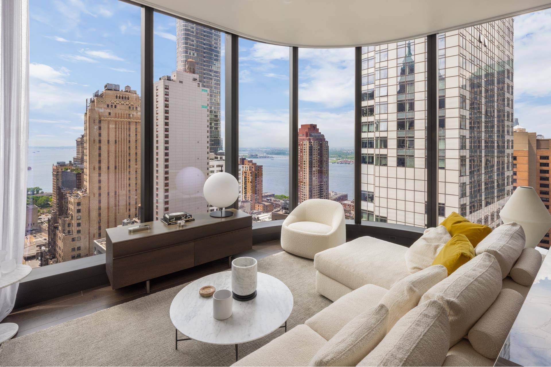 Manhattan, NY 10006,125 GREENWICH Street #51C