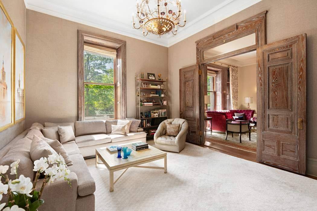 Manhattan, NY 10023,1 W 72nd Street #10-11
