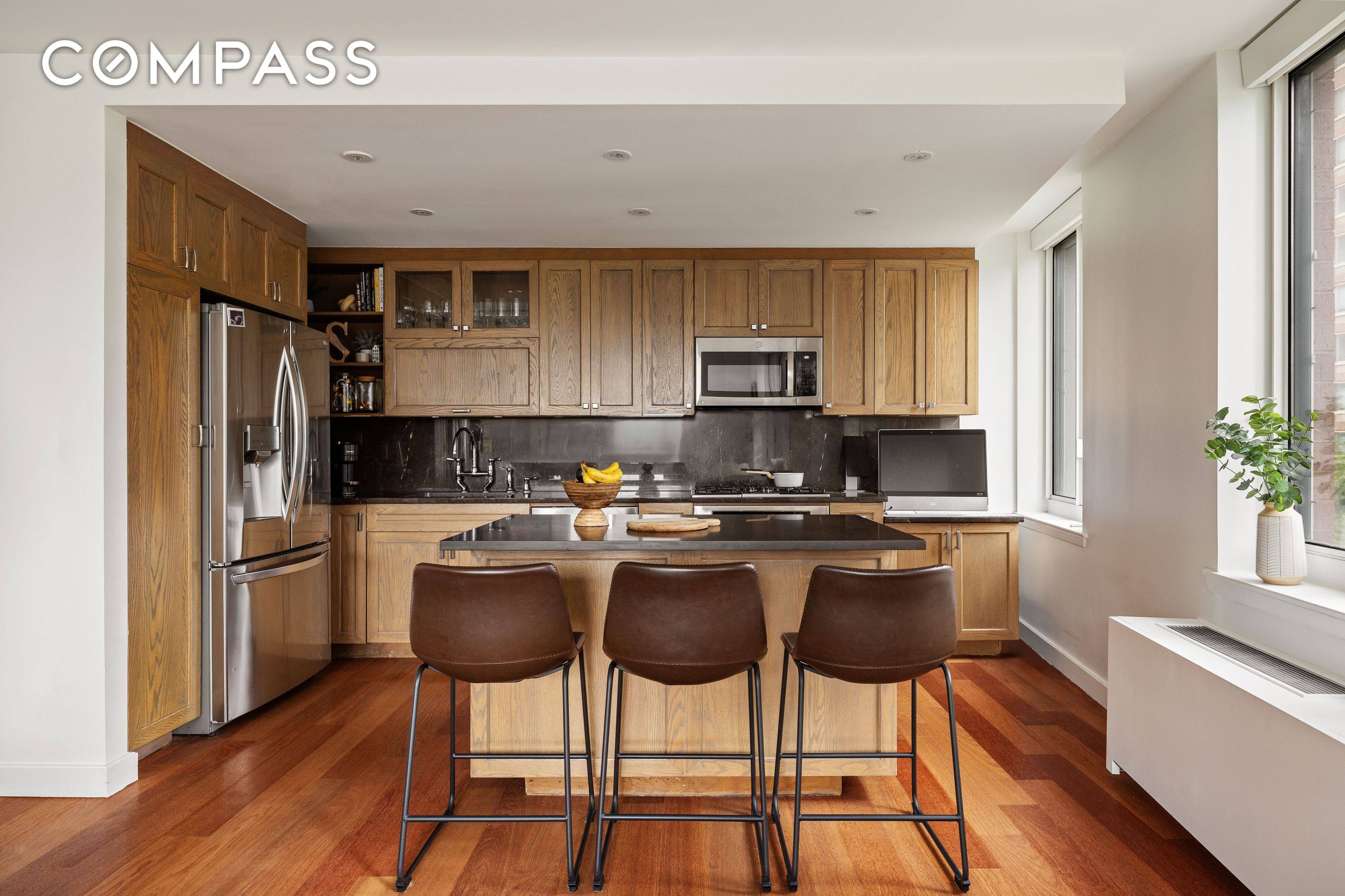 Manhattan, NY 10280,333 Rector Place #605