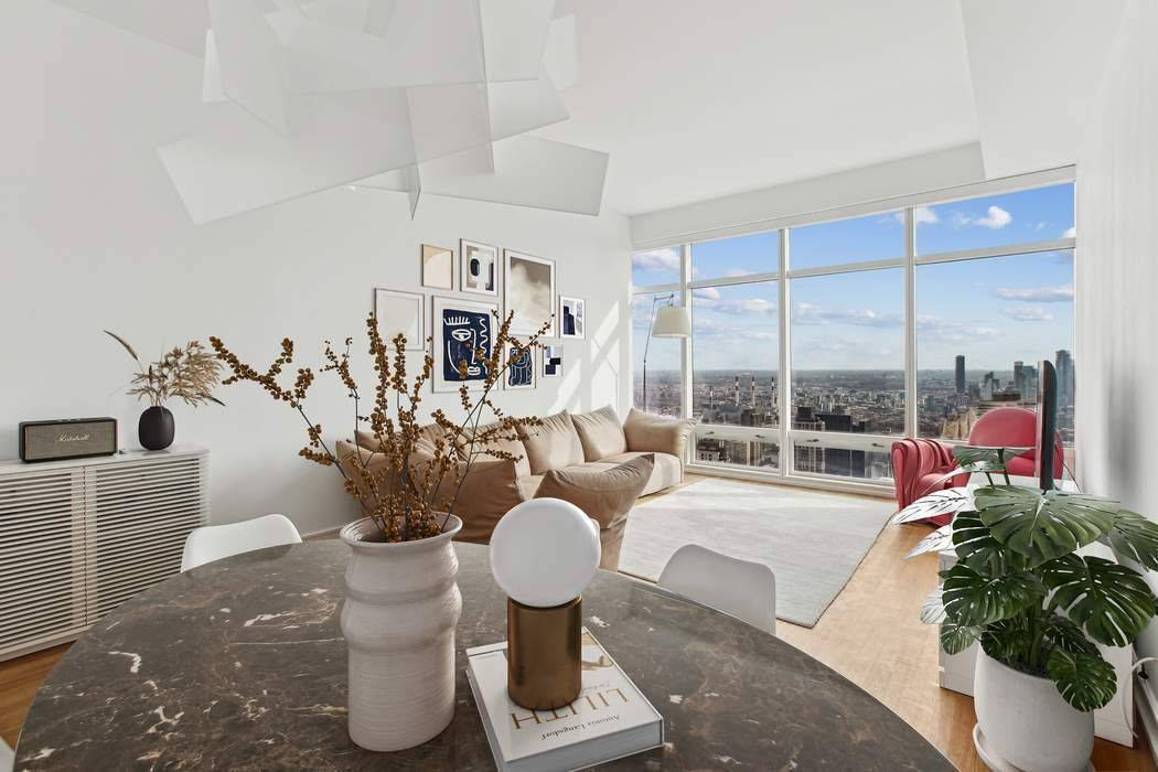 Manhattan, NY 10022,151 E 58th Street #42C