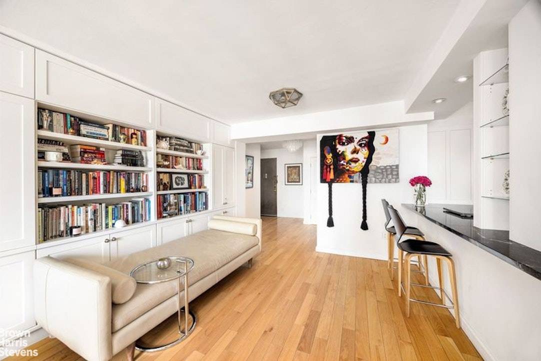 Manhattan, NY 10075,340 E 80TH Street #17F