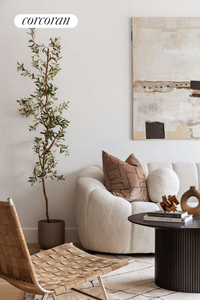 Brooklyn, NY 11232,814 5TH Avenue #2B