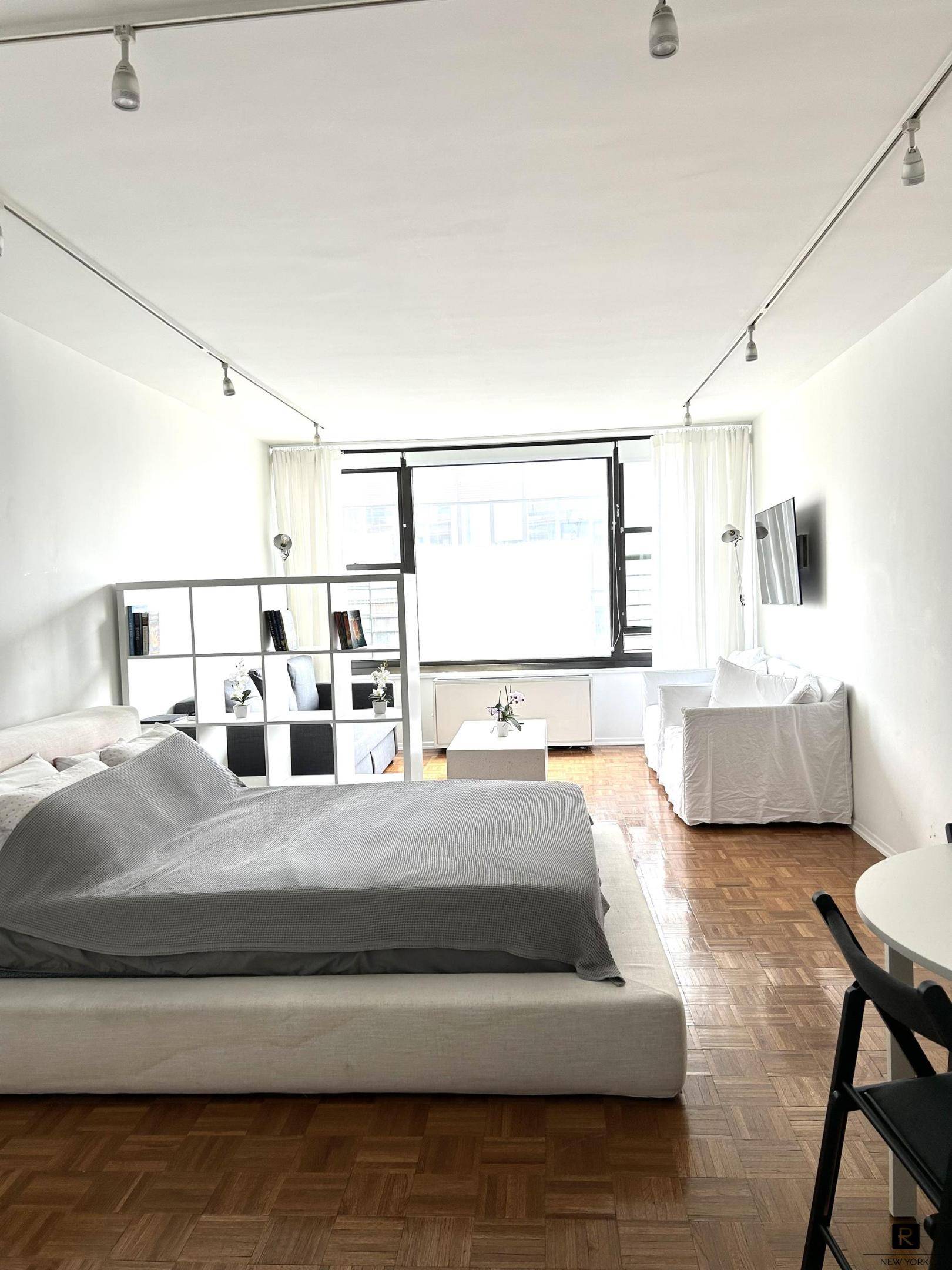 Manhattan, NY 10022,117 E 57th Street #34-F