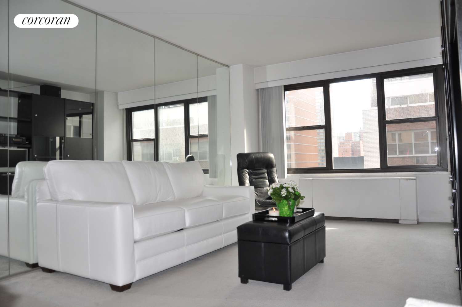 Manhattan, NY 10022,220 E 57TH Street #11A