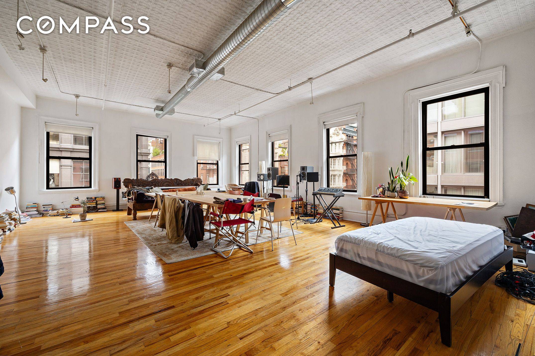 Manhattan, NY 10012,39 1/2 Crosby Street #4