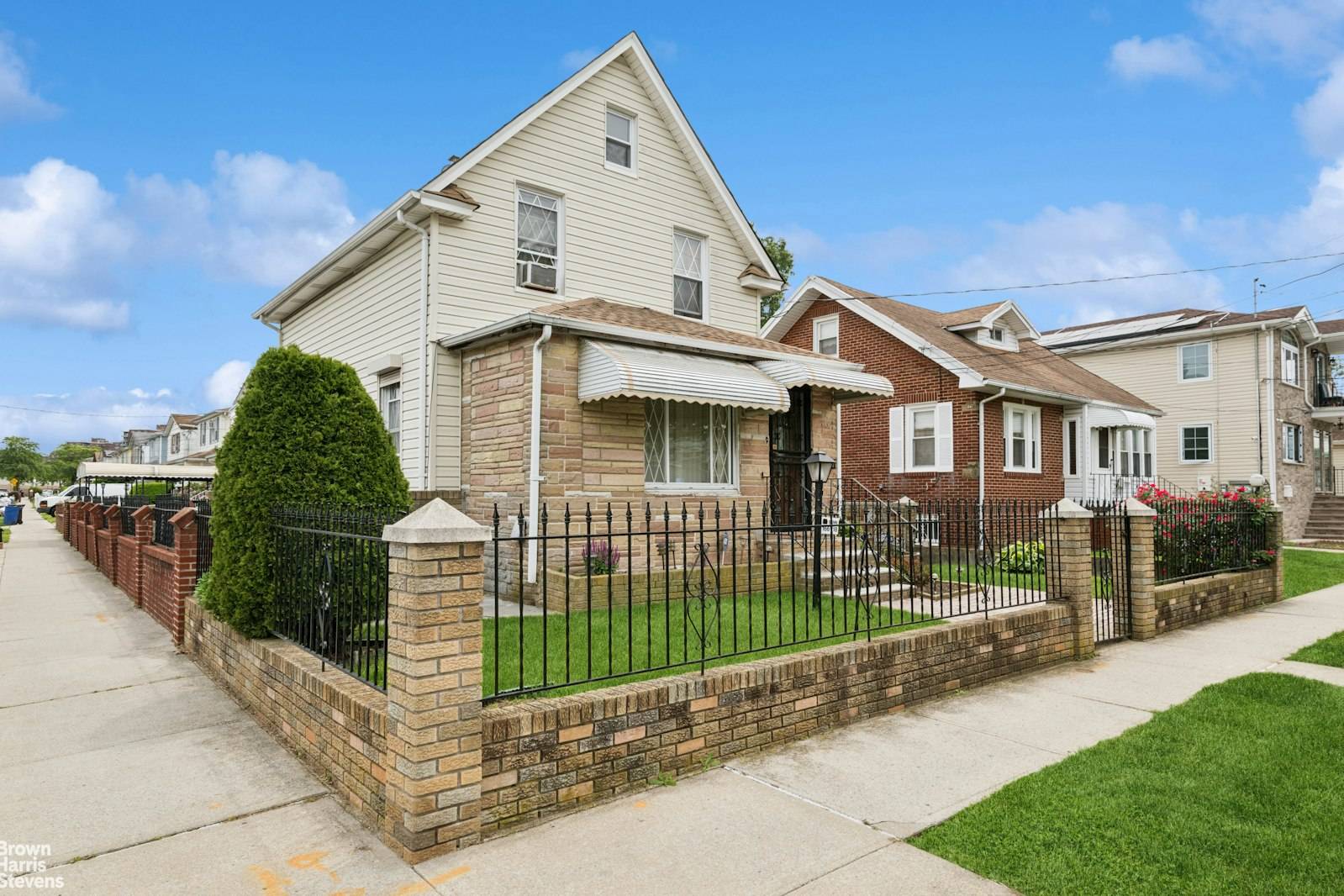 Queens, NY 11434,166-18 120TH Avenue