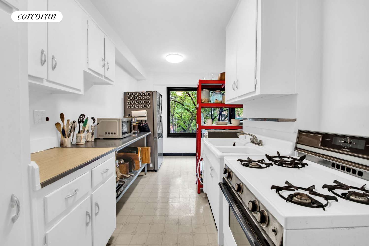 Queens, NY 11106,33-64 21ST Street #5D