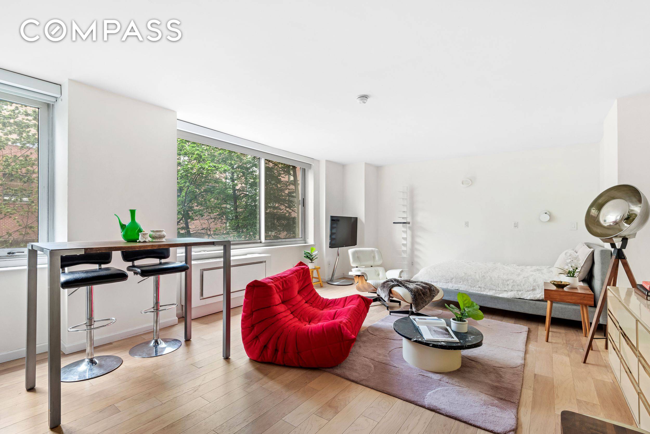 Manhattan, NY 10280,250 S End Avenue #3F