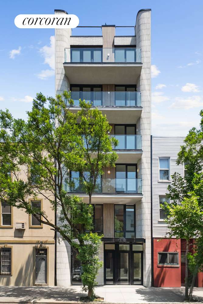 Brooklyn, NY 11222,1110 MANHATTAN Avenue #5