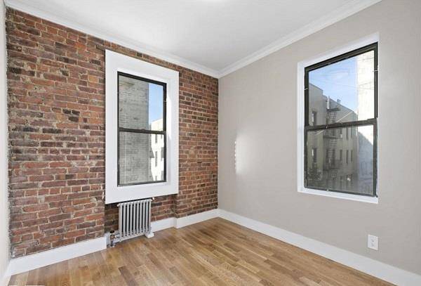 Queens, NY 11105,21-48 35th Street #4-H