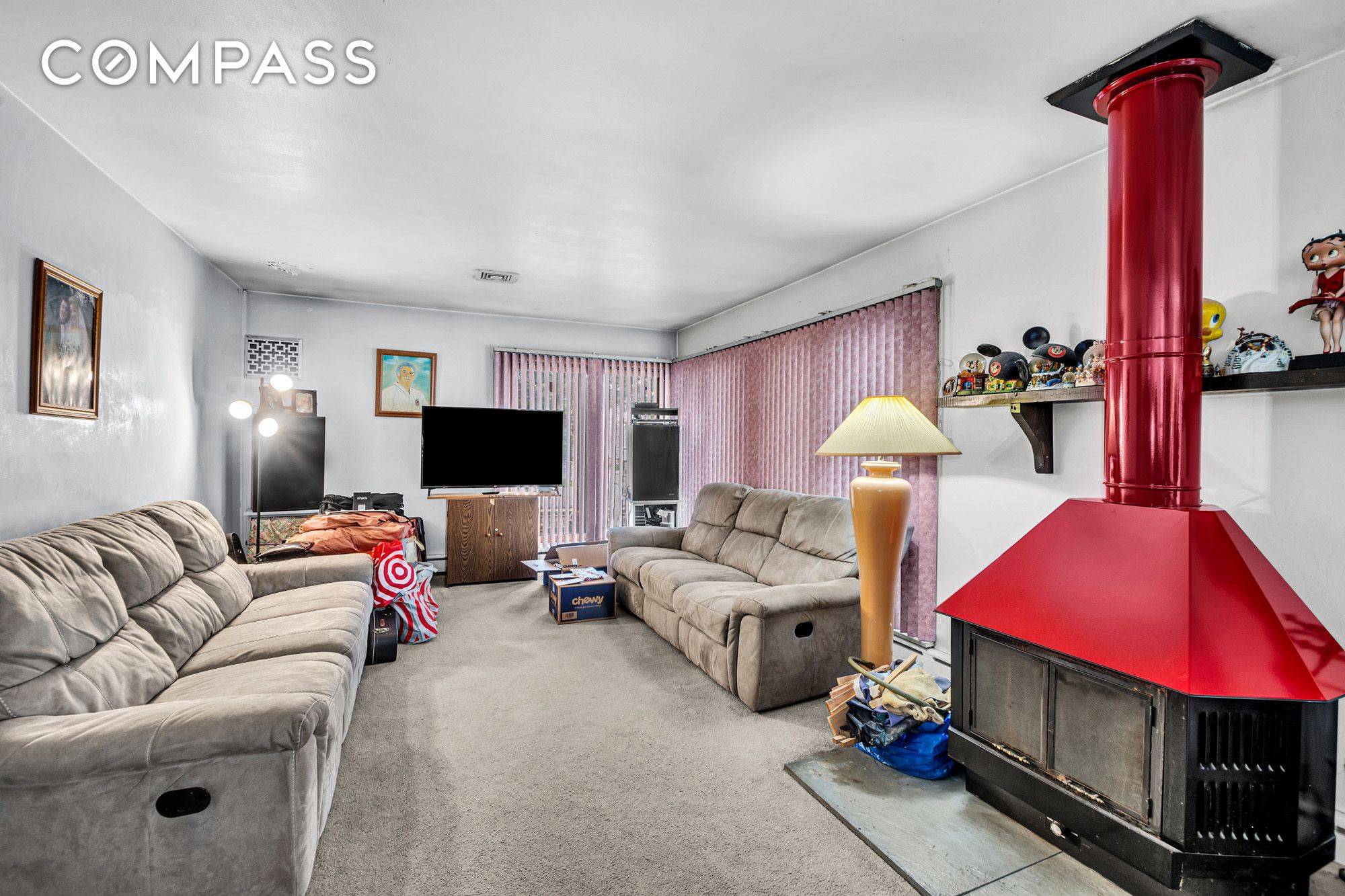 Statenisland, NY 10310,2 Livingston Court