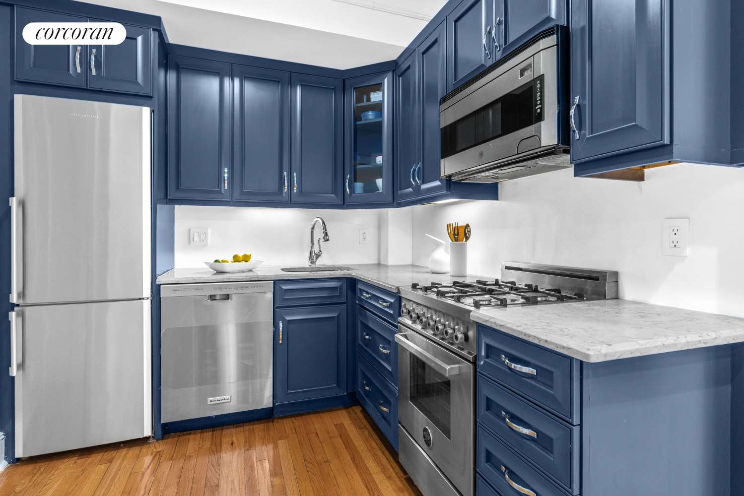 Brooklyn, NY 11215,938 PRESIDENT Street #4