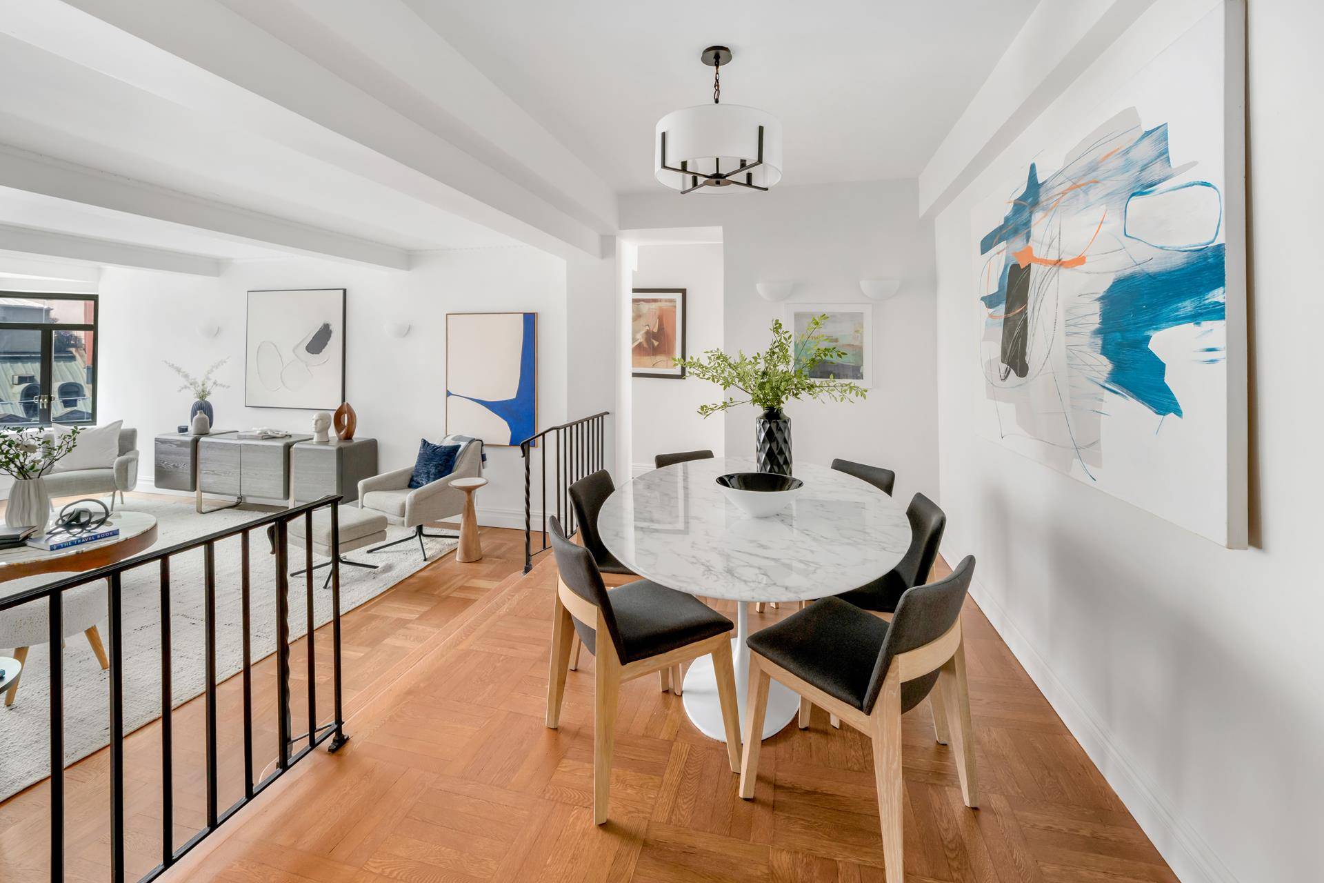 Manhattan, NY 10019,25 W 54TH Street #8H