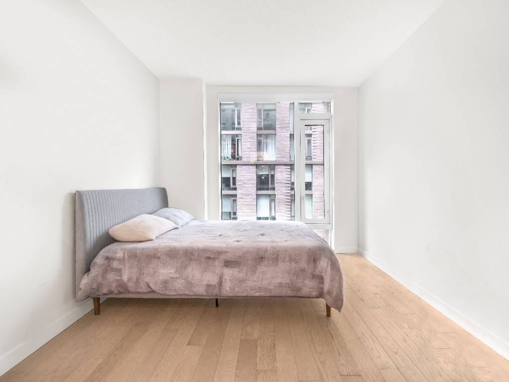 Manhattan, NY 10036,505 W 43rd Street #5L