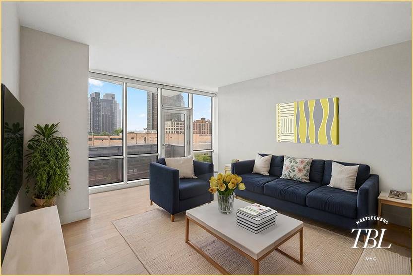 Queens, NY 11101,5-19 Borden Avenue #2-E