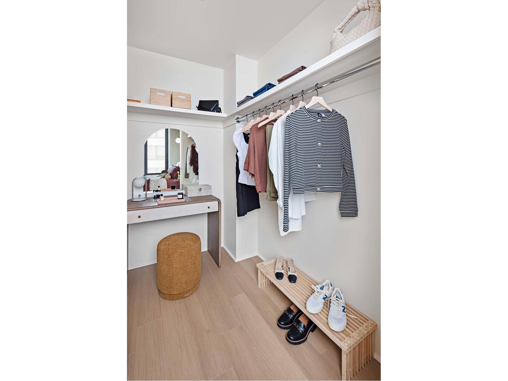 Manhattan, NY 10022,300 E 50TH Street #2G