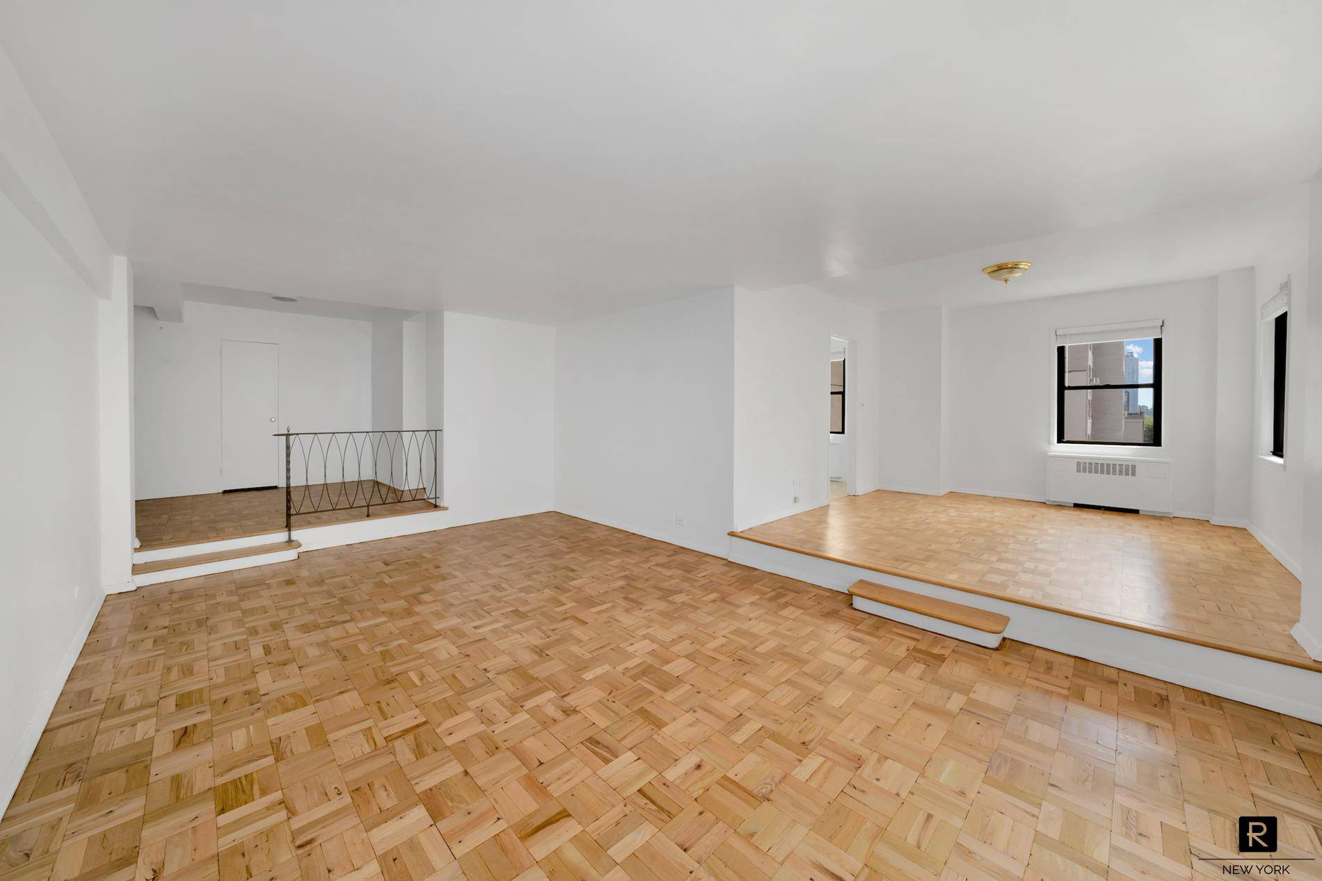 Manhattan, NY 10017,301 E 48th Street #5-B